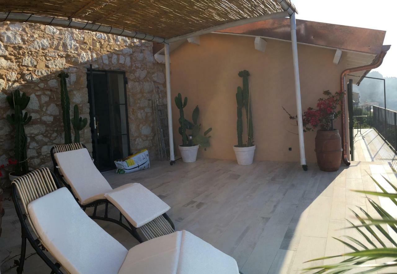 House In Grimaldi. Spectacular View Over The French Riviera! กริมัลดี ภายนอก รูปภาพ